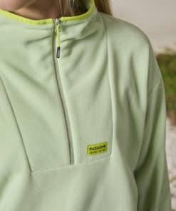 Alternative view of MeltinaM.