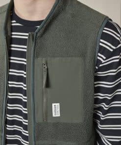 Alternative view of BrechtenM.